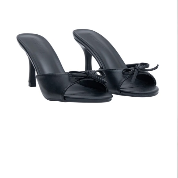 Black Silvia open toe mule heels with bow. (Barbie shoes) size 39 - Picture 3 of 5